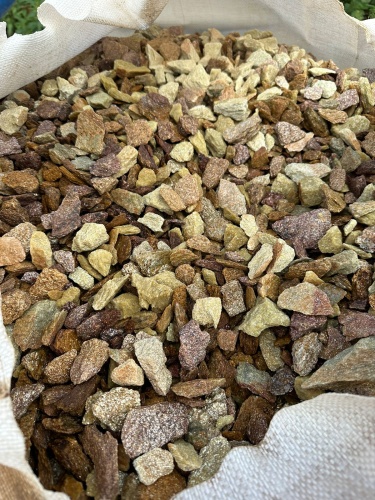 Златолит персиковый декоративная каменная крошка купить в Ялте