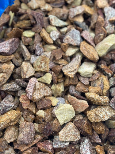 Златолит персиковый декоративная каменная крошка купить в Ялте