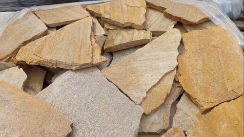 Плитняк златолит жёлтый для цоколя купить в Ялте