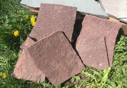 Плитняк лемезит бордовый для цоколя 1,5-2 см купить в Ялте