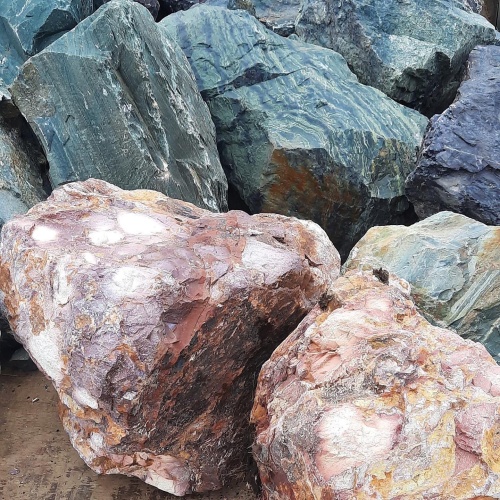 Ландшафтные глыбы красно-фиолетовые 200-1000 килограмм купить в Ялте