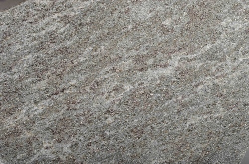 Плитняк златолит Уральский  для фасада купить в Ялте