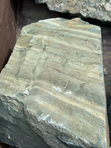 Ландшафтные глыбы зелёные 200-500 килограмм купить в Ялте