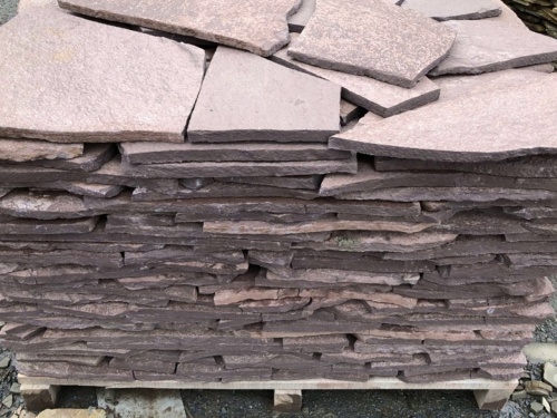 Плитняк лемезит бордовый для облицовки цоколя 20-25 мм  купить в Ялте